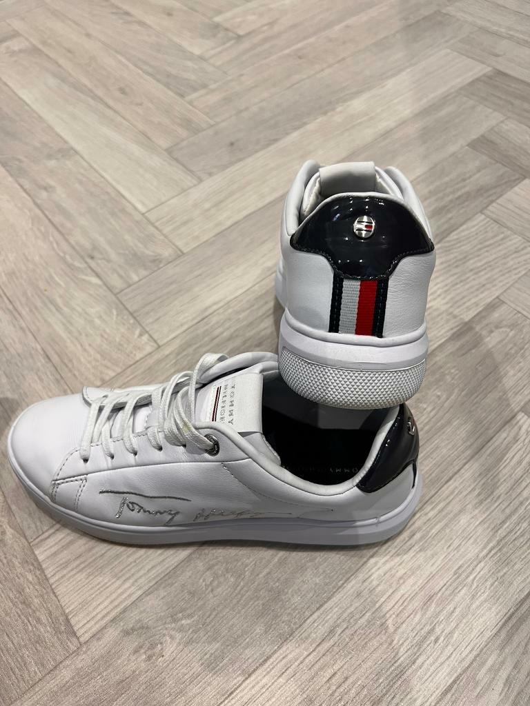 hilfiger trainers